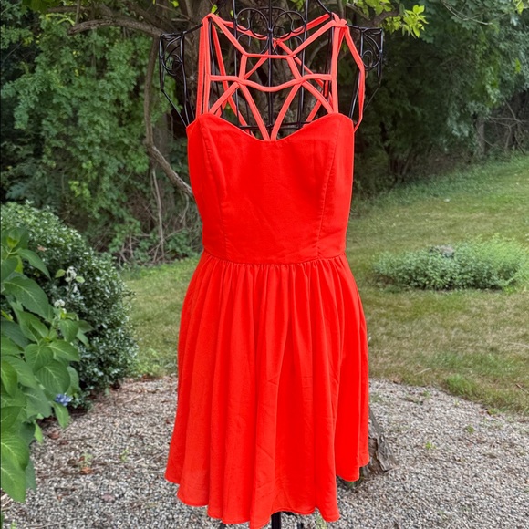 KEEPSAKE the Label Dresses & Skirts - Keepsake the label start overdress in the color of flame